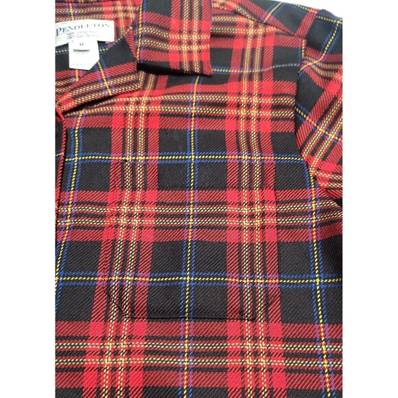 Pendleton 100% Virgin Wool Woman's Red Black Plaid Medium Vintage 90s EUC VTG - Picture 7 of 15